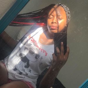 Meet your Posher, Beverly